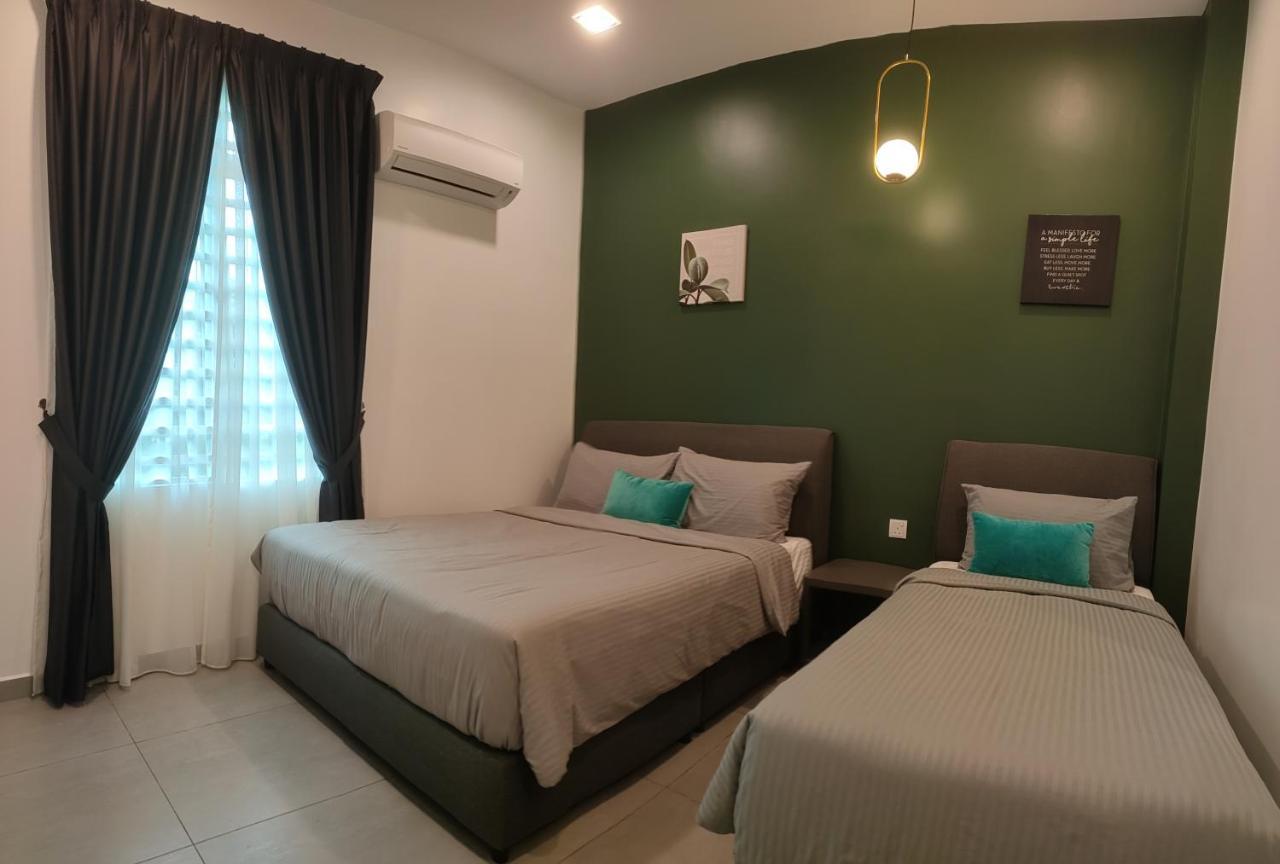 Just Austin Guesthouse Ипох Экстерьер фото
