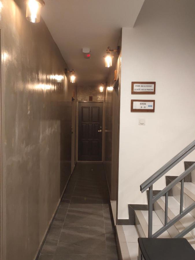 Just Austin Guesthouse Ипох Экстерьер фото